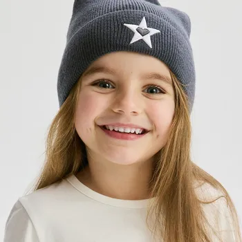 Čepice Reserved - Kšiltovka s výšivkou - černý - 735DM-99X - 735DM-99X-3Y5