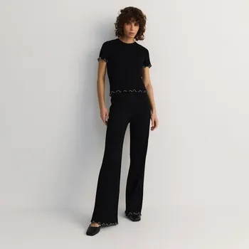 Dámské kalhoty Reserved - Pletené kalhoty s ozdobným zakončením - černý - WV037-99X - WV037-99X-M