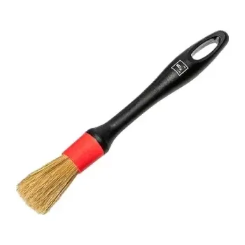 Autokosmetika Koch Chemie Interior Brush Red - Hrubý detailingový štětec