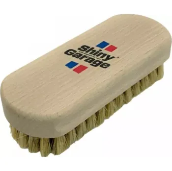 SHINY GARAGE LEATHER BRUSH