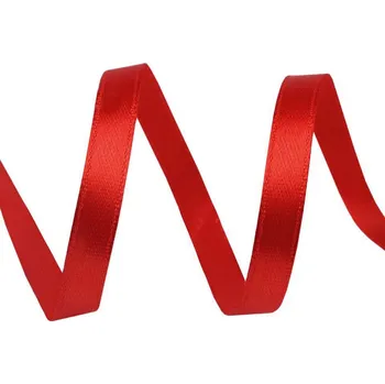 Atlasová stuha svazky po 5 m šíře 6 mm, barva 26 červená