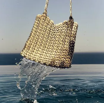 Výroba svíčky Pacco Rabane´s Type - vonný olej na výrobu svíček (Typ Pacco Rabane´s - vůně do vosku)