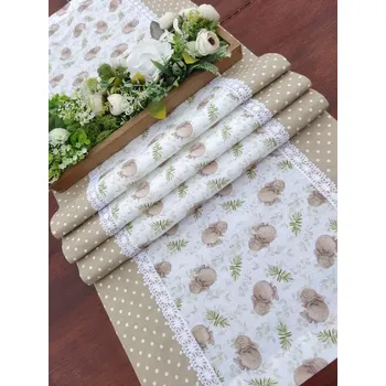 ubrus Běhoun - spící zajíčci s puntíkem na béžové