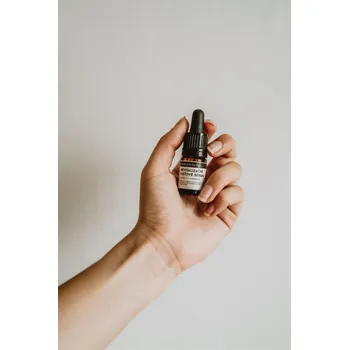 Pleťové sérum Darinčino Mýdlo Revitalizační sérum Velikost: 5ml