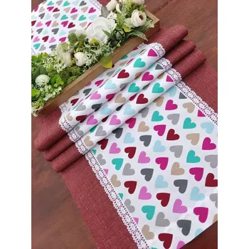 ubrus Běhoun - barevná srdce v kombinaci s rezavou