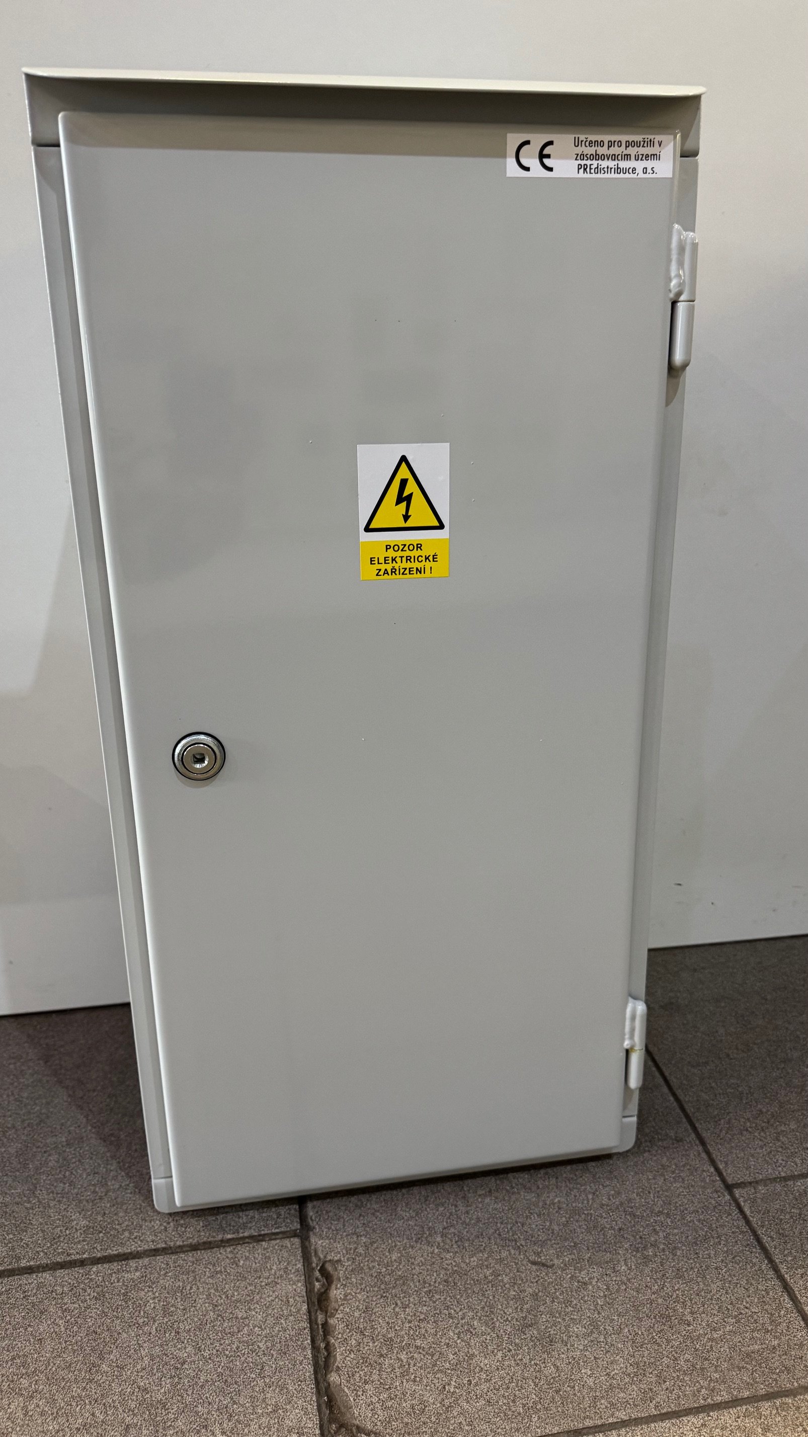 AROVA SERVIS elektroměrový rozvaděč ES3ST do 40A plechový, místo pro 1 elektroměr bez HDO jistič 25A/B součástí balení