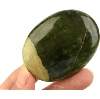 Přírodní kámen Kámen nefrit 89g z Pákistánu