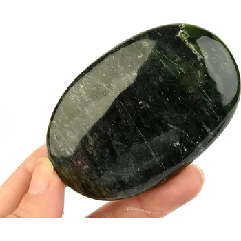 Přírodní kámen Kámen nefrit 148g (Pákistán)