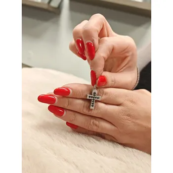 Přívěsek Zlatý přívěsek kříž bíle zlato Váha: 2,35 g, Ryzost: 14kt (585/1000)