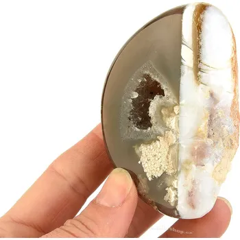 Přírodní kámen Geoda s dutinou z achátu 173g (Brazílie)