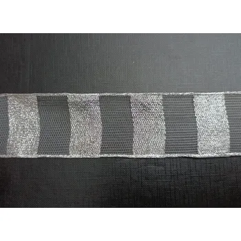 Stuha Kostková stuha s metaloplastem, monofilem a drátem, 40 mm, stříbrná