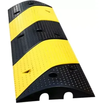 kabelová chránička Černo-žlutý gumový kabelový most - délka 100 cm, šířka 30 cm, výška 5,5 cm