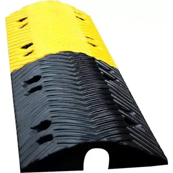 kabelová chránička Černo-žlutý gumový kabelový most - délka 100 cm, šířka 34 cm, výška 7 cm