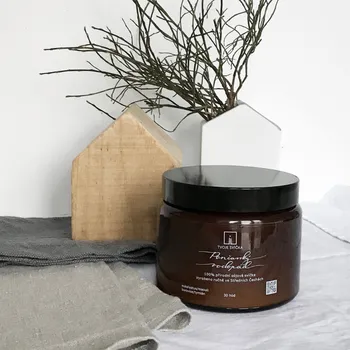 Svíčka Vonná svíčka PANČAVSKÝ VODOPÁD - eukalyptus, niaouli, borovice, červený tymián - černá s víčkem velká