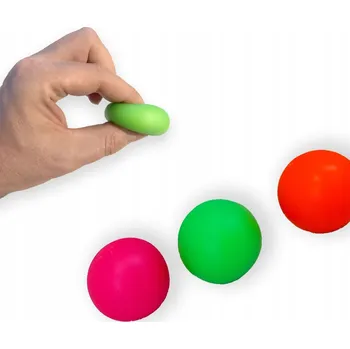 Hračka pro nejmenší LEPKAVÉ ANTISTRESOVÉ MÍČKY - KULIČKY 3 KS