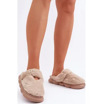 Dámské pantofle marka niezdefiniowana Plyšové Pantofle S Malou Broží Tmavě Béžové Primaria Boto krémová 3224416