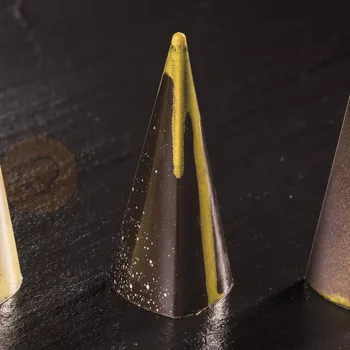 Čokoládová tyčinka Forma na pralinky - triangular pyramind | MARTELLATO, 21MA4005