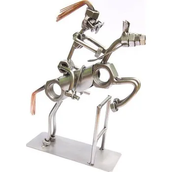 Kovová figurka - Jezdkyně 23 cm