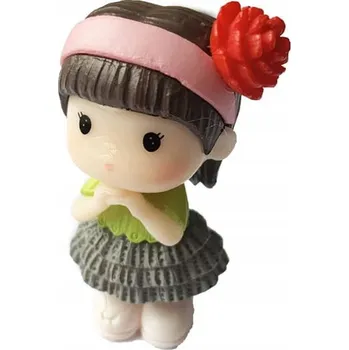 Panenka Holčička s růžovou čelenkou a červeným kvítkem