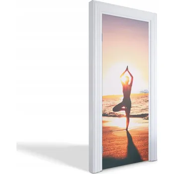 Fototapeta Dekorativní samolepka na dveře, skříň nebo nábytek - Jóga při západu slunce, 75x205 cm