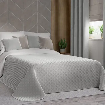 Přehoz na lůžko Pastelově šedý sametový přehoz na postel VELVI 220x240 cm