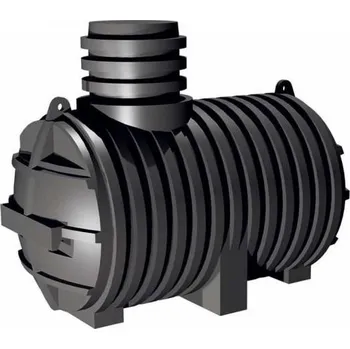 Plastová nádrž EcoLine 3300 litrů s čerpadlem a filtrem Řada Ecoline se vyrábí ve dvou velikostech 3300 a 5000 litrů.