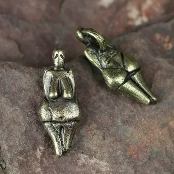 Přívěsek VĚSTONICKÁ VENUŠE, přívěšek, zinek staromosaz