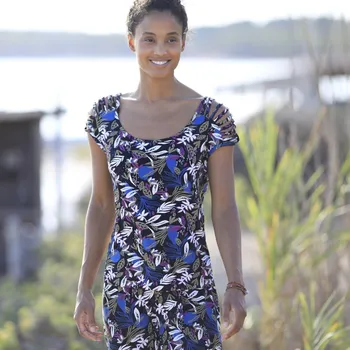 Dámské tričko Tričko s ozdobnými šňůrkami na ramenou, s potiskem černá/purpurová 50