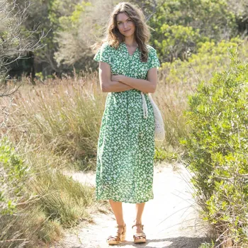 Dámské šaty Dlouhé šaty se zipem ve výstřihu a krátkými rukávy, z kreponu s potiskem zelená/režná 46