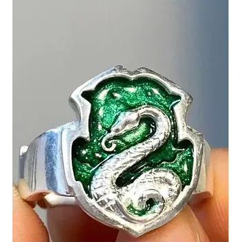 Seriál Harry Potter prsten Zmijozel