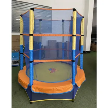 Trampolína Trampolína se sítí. EXKLUZIVNÍ! PLUSHOVÉ DÁRKY ZDARMA!