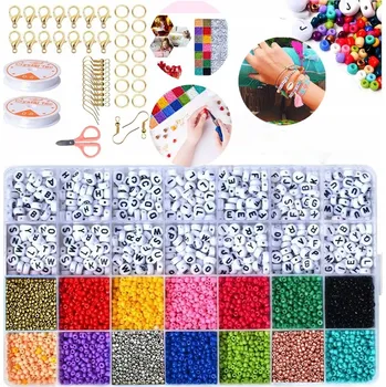 Dětské navlékací korálky KORÁLKY NA VÝROBU BIŽUTERIE BRANSOLETEK NASZYJNIKÓW ZESTAW LITERKI DIY