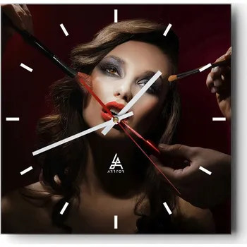 Hodiny Nástěnné hodiny do kuchyně 30x30 Žena Stylové hodiny na skle Loft Tiché