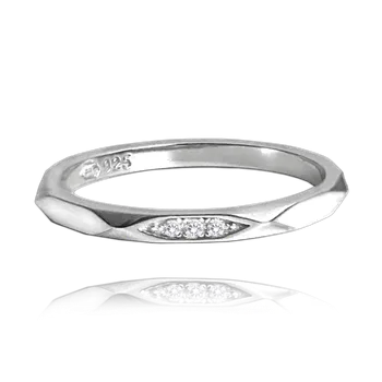Souprava šperků MINET+ Minimalistický snubní stříbrný prsten se zirkony vel. 52 JMAN0329SR52