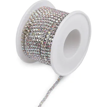 Štrasový prýmek / borta šíře 2,4 mm Varianta: 9 crystal AB stříbrná, Balení: 1 m