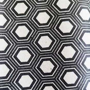 Obraz Černý balicí papír s motivy kosočtverců 57cm x 2m 2m318