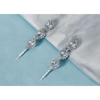 Souprava šperků B-TOP Sada 2 ks štrasových sponek do vlasů Druh barvy: Stříbrná