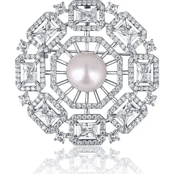 Brož JwL Luxury Pearls Luxusní dámská brož s perlou 2v1 JL0665 + 2 měsíce na vrácení zboží