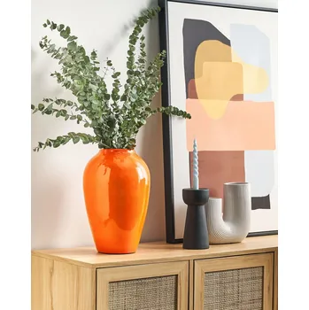 Váza Dekorativní váza oranžová terakotová 39 cm moderní obývací pokoj ložnice Beliani