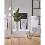 Květináč Bílé Mramorové Efektové Kamenné Směsi Kulaté Moderního Designu Odolné Vůči UV Záření Vnitřní Venkovní Květináč Beliani