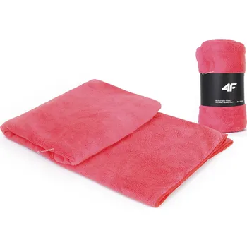 Ručník 4F LEHKÝ RYCHLESCHNOUCÍ RUČNÍK Z MIKROVLÁKNA 130x80cm