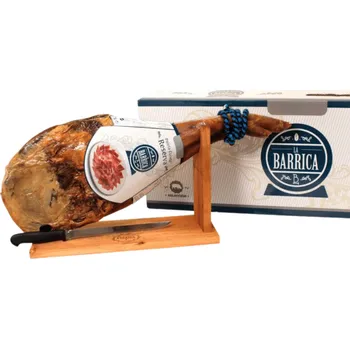 Dárkový potravinový koš La Barrica Jamón Paleta Serrano plec 4,5 kg – dárkové balení
