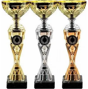 Pohár s barevným rozlišením - Barva: Zlatá Výška: 23,5cm Text: Žádný