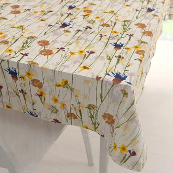 ubrus Bavlněný obdélníkový ubrus Sandra SA-571 Luční kvítí na krémovém 50x100 cm