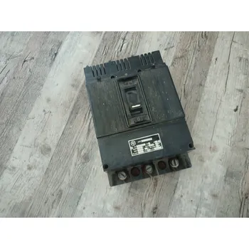 modulární přístroj a rozvaděč OEZ Jistič hlavní Deon OEZ Letohrad třífázový J2RU 50A 50B 75A 100A před elektroměr Varianta: J2RU50A in 40A