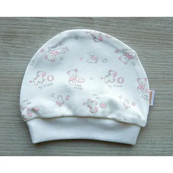 Kojenecká čepice AMÁLKA Bavlněná čepička pro miminko, hračky Velikost: 74-80