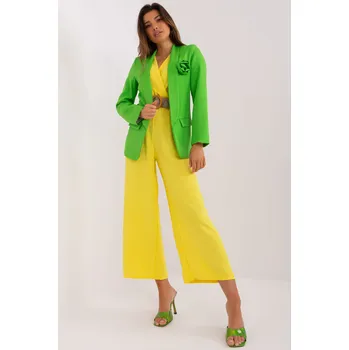 Dámský kostýmek ItModa Dámské sako s ozdobnou květinou světle zelené Velikost: S