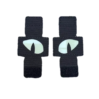 Vybavení pro přežití KPZ Outdoor Reflexní nášivky Oči šelmy, černé, se suchým zipem, vhodné na čepici nebo batoh MOLLE.