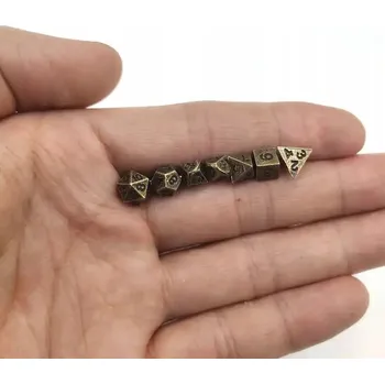 Příslušenství k deskovým hrám GULLIVEROVY CESTY MALÁ SADA 7 KOVOVÝCH RPG kostek