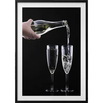 Obraz Obraz v černém rámu nástěnná dekorace Dvě skleničky a šampaňské 70x100 cm